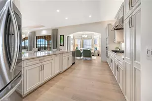 2542 Marquesa Royale Ln, Naples, FL 34109 - Photo 20