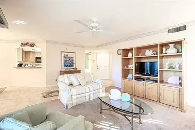 586 Beachwalk Cir #O206, Naples, FL 34108 - Photo 4