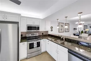 2462 Hidden Lake Dr, Naples, FL 34112 - Photo 4