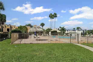 1700 Pine Valley Dr, Fort Myers, FL 33907 - Photo 20