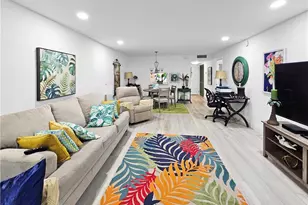 1700 Pine Valley Dr, Fort Myers, FL 33907 - Photo 4