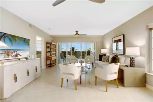 13105 Vanderbilt Dr, Naples, FL 34110 - Photo 2