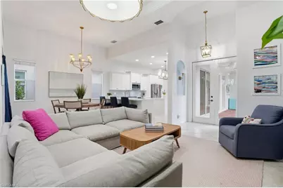 7840 Valencia Ct, Naples, FL 34113 - Photo 2