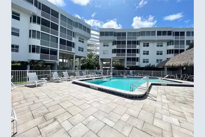 12945 Vanderbilt Dr #403, Naples, FL 34110 - Photo 34
