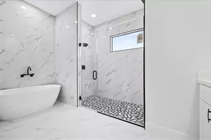 922 Richmond Ave N, Lehigh Acres, FL 33972 - Photo 28