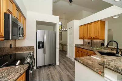 311 31st St NW, Naples, FL 34120 - Photo 4