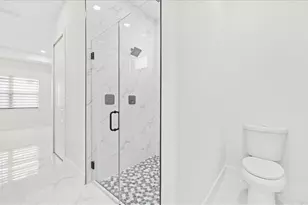 840 Guienne Ln, Lehigh Acres, FL 33974 - Photo 32