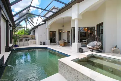 647 110th Ave N, Naples, FL 34108 - Photo 2