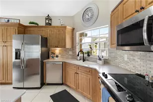 11407 Waterford Village Dr, Fort Myers, FL 33913 - Photo 14