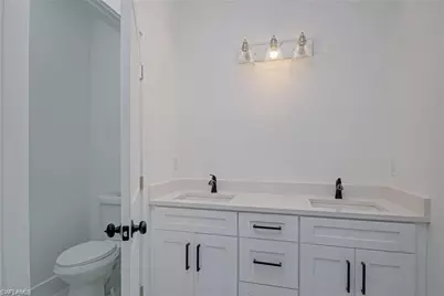 2113 Robert Ave, Alva, FL 33920 - Photo 6