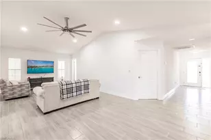 176 Waterway Dr NW, Port Charlotte, FL 33952 - Photo 10