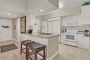 4680 St Croix Ln, Naples, FL 34109 - Photo 10