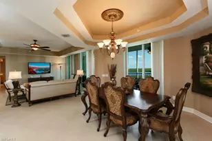 295 Grande Way, Naples, FL 34110 - Photo 6