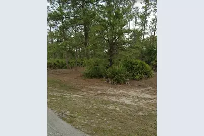 1507 E E 14th St, Lehigh Acres, FL 33972 - Photo 4