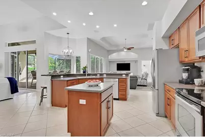 1140 10th Ave N, Naples, FL 34102 - Photo 14