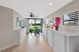 583 Beachwalk Cir, Naples, FL 34108 - Photo 34