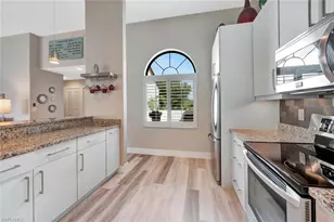 583 Beachwalk Cir, Naples, FL 34108 - Photo 12