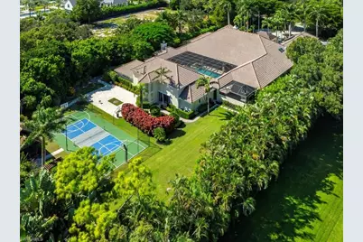 656 Hickory Rd, Naples, FL 34108 - Photo 42