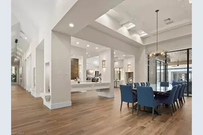 656 Hickory Rd, Naples, FL 34108 - Photo 8