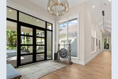 656 Hickory Rd, Naples, FL 34108 - Photo 4