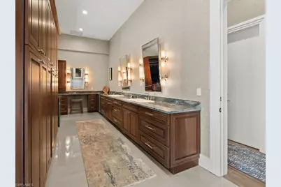 656 Hickory Rd, Naples, FL 34108 - Photo 20