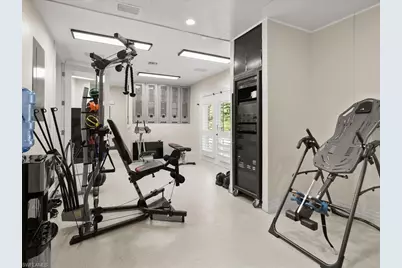 656 Hickory Rd, Naples, FL 34108 - Photo 28