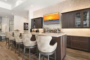 656 Hickory Rd, Naples, FL 34108 - Photo 14