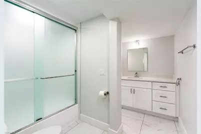 320 Bow Line Dr, Naples, FL 34103 - Photo 16