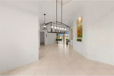 2341 Cheshire Ln, Naples, FL 34109 - Photo 6