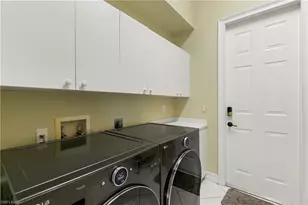 2341 Cheshire Ln, Naples, FL 34109 - Photo 36