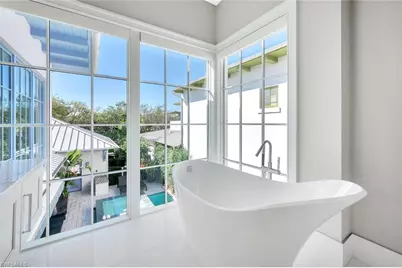 982 9th Ave S, Naples, FL 34102 - Photo 20