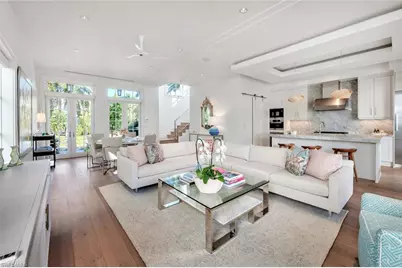 982 9th Ave S, Naples, FL 34102 - Photo 2