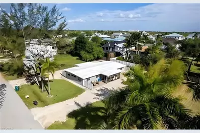 726 Park Ave, Naples, FL 34110 - Photo 22