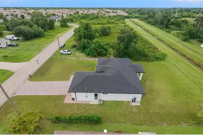 311 Ranier Ave, Lehigh Acres, FL 33974 - Photo 32