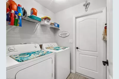 1804 SW 38th Ter, Cape Coral, FL 33914 - Photo 18