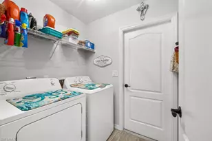 1804 SW 38th Terrace, Cape Coral, FL 33914 - Photo 18