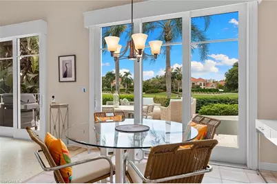 709 Jamestown Ln, Naples, FL 34108 - Photo 10