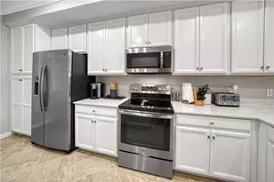 9596 Trevi Ct, Naples, FL 34113 - Photo 8