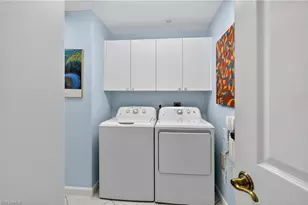 2345 Magnolia Ln, Naples, FL 34112 - Photo 16