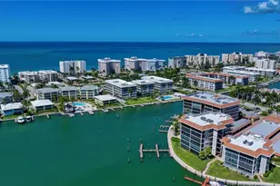 222 Harbour Dr, Naples, FL 34103 - Photo 20