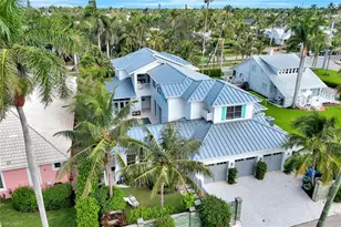 160 Broad Ave S, Naples, FL 34102 - Photo 4