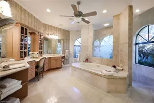 3022 Gainesborough Ct, Naples, FL 34105 - Photo 14