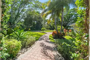 4467 Silver Fox Dr, Naples, FL 34119 - Photo 44