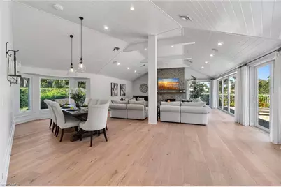 4467 Silver Fox Dr, Naples, FL 34119 - Photo 14