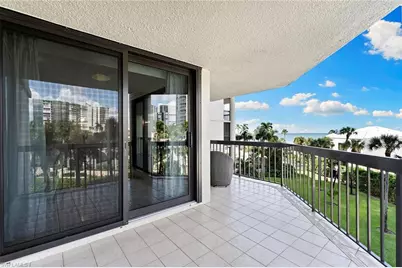 4551 Gulf Shore Blvd N #400, Naples, FL 34103 - Photo 16
