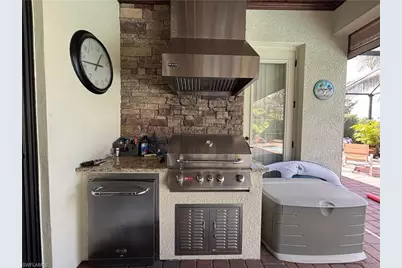 28058 Kerry Ct, Bonita Springs, FL 34135 - Photo 4