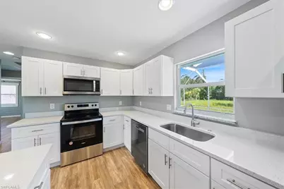 4810 Duera Mae Dr, Fort Myers, FL 33908 - Photo 16