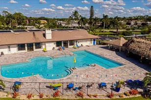 124 Versailles Cir, Naples, FL 34112 - Photo 20