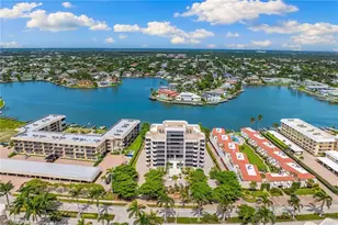 3100 Gulf Shore Blvd N, Naples, FL 34103 - Photo 32