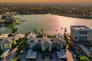 2800 Gulf Shore Blvd N, Naples, FL 34103 - Photo 20